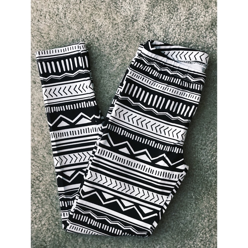 SO black/white girls leggings